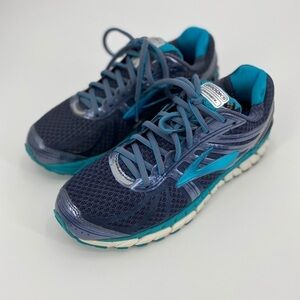 Brooks Ariel DNA running shoes size 9